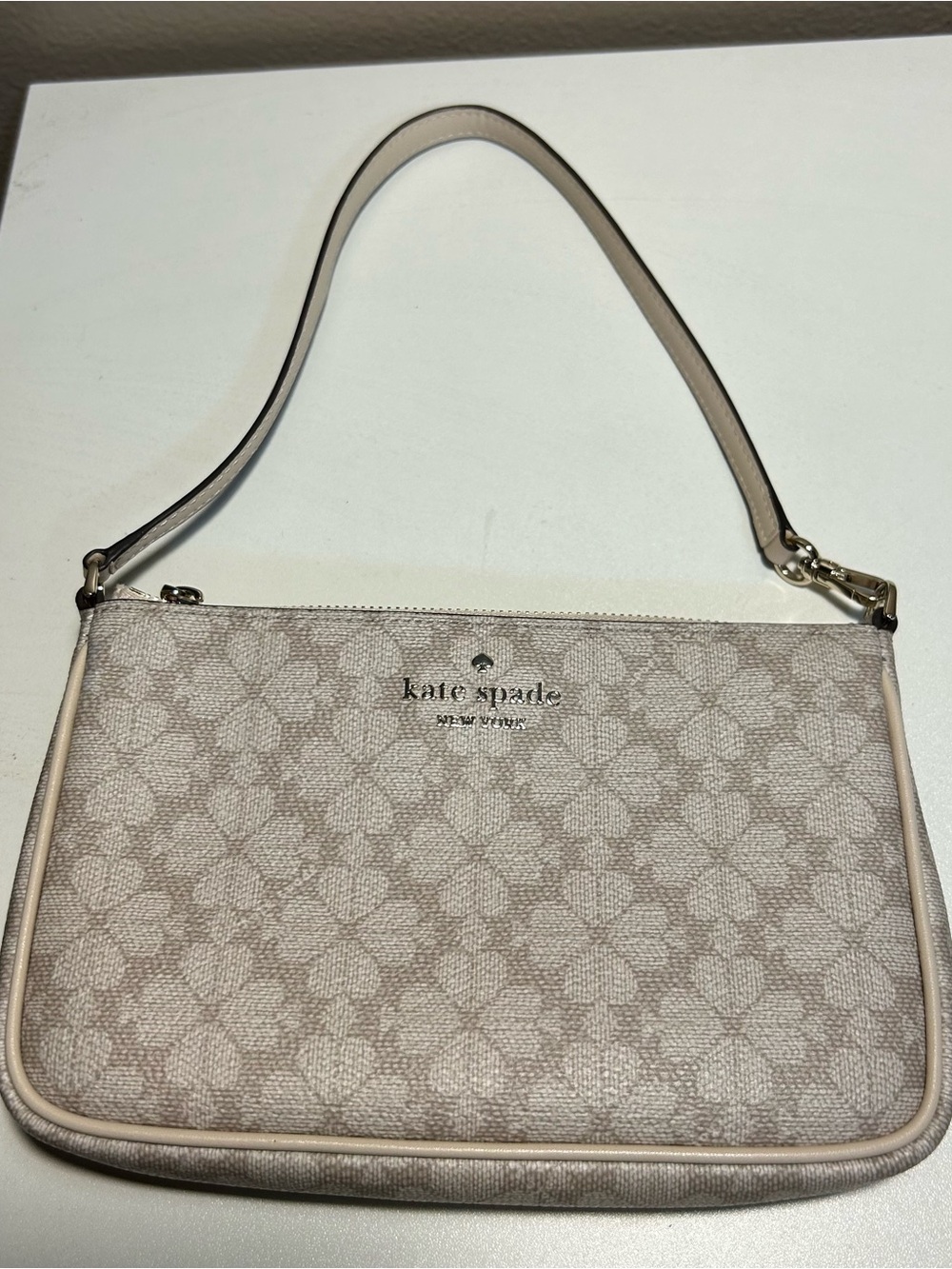 Kate Spade Neutral Floral convertible Wristlet Clutch coated canvas - Picture 6 of 8